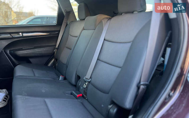 Внедорожник / Кроссовер Kia Sorento 2011 в Ивано-Франковске фото 24 Внедорожник / Кроссовер Kia Sorento 2011 в Ивано-Франковске