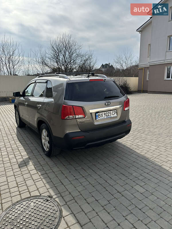 Внедорожник / Кроссовер Kia Sorento 2011 в Хмельницком