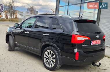 Внедорожник / Кроссовер Kia Sorento 2015 в 