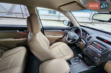 Внедорожник / Кроссовер Kia Sorento 2015 в 