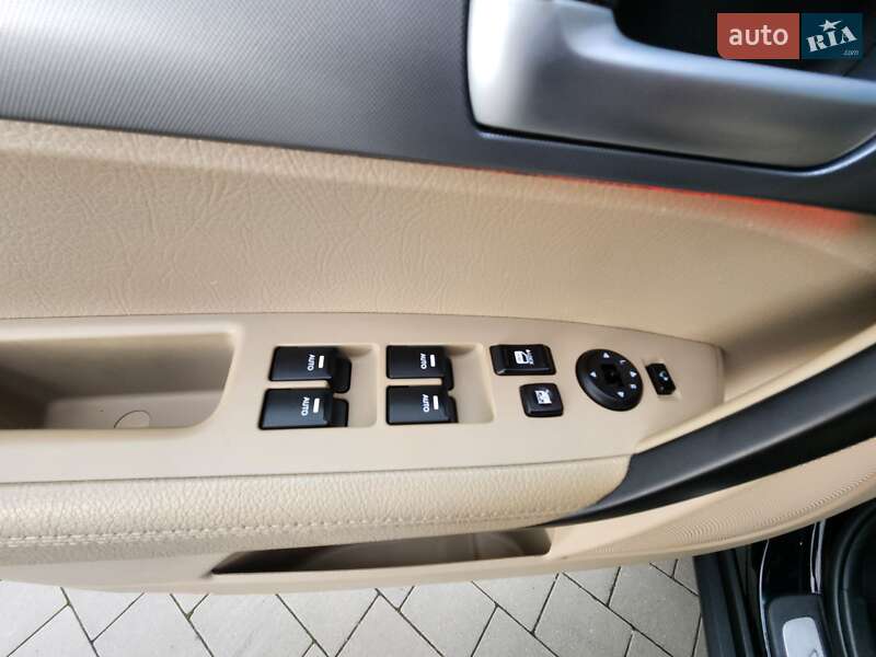 Позашляховик / Кросовер Kia Sorento 2015 в Івано-Франківську