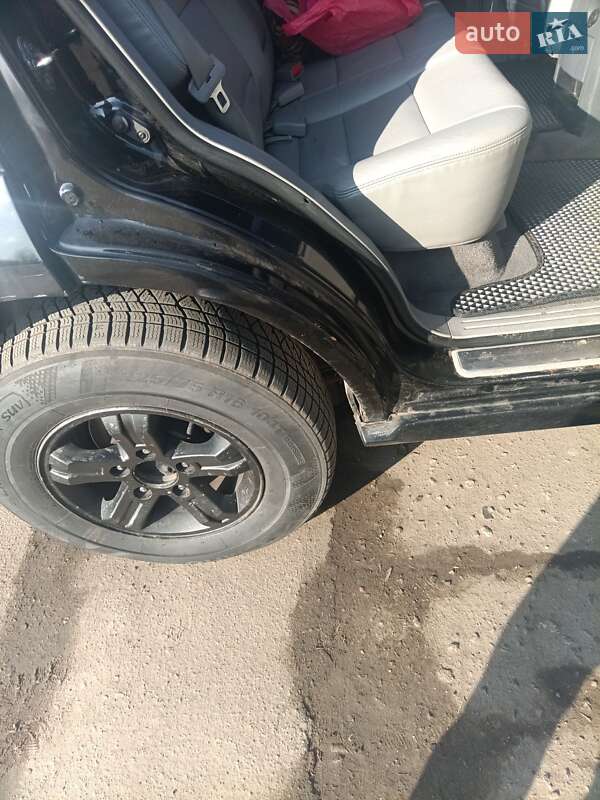 Внедорожник / Кроссовер Kia Sorento 2005 в Харькове