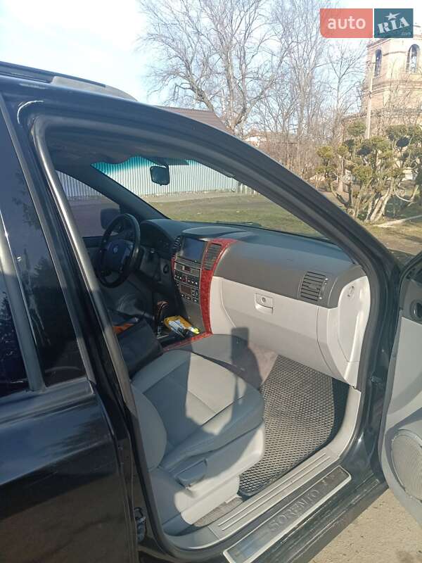 Внедорожник / Кроссовер Kia Sorento 2005 в Харькове