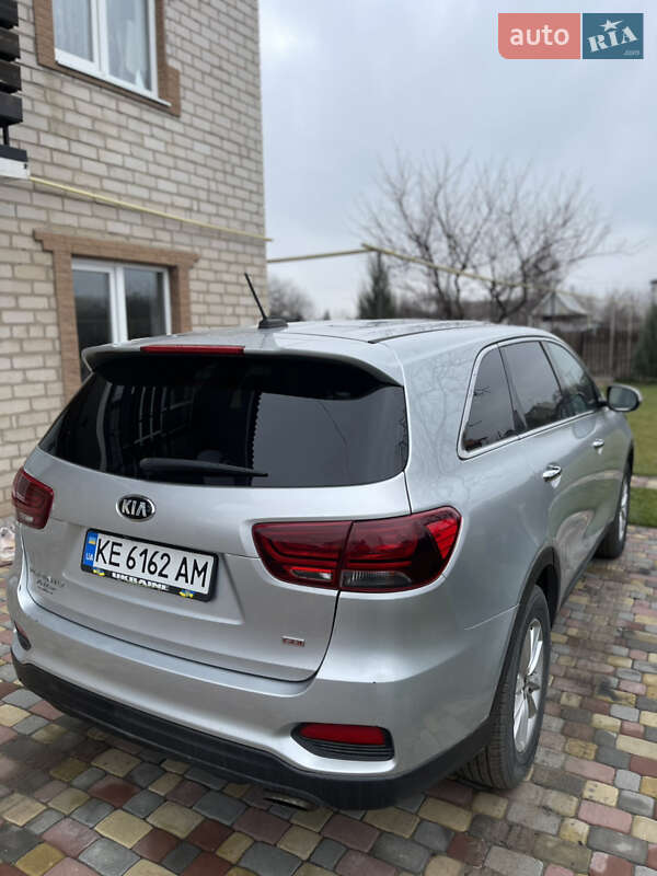 Внедорожник / Кроссовер Kia Sorento 2019 в Павлограде фото 6 Внедорожник / Кроссовер Kia Sorento 2019 в Павлограде