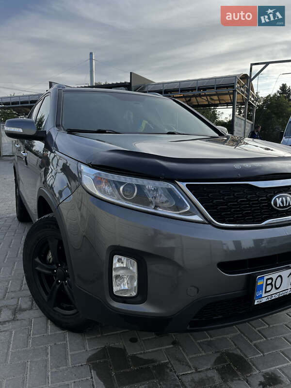 Внедорожник / Кроссовер Kia Sorento 2013 в 