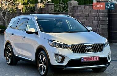 Внедорожник / Кроссовер Kia Sorento 2015 в 