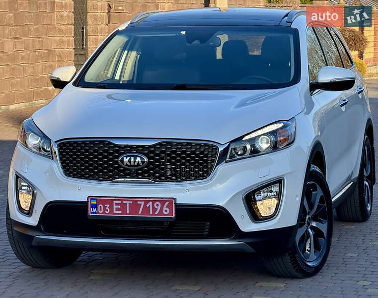 Внедорожник / Кроссовер Kia Sorento 2015 в 