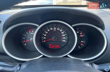 Внедорожник / Кроссовер Kia Sorento 2011 в 