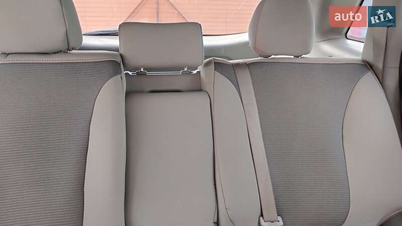 Внедорожник / Кроссовер Kia Sorento 2010 в Киеве фото 44 Внедорожник / Кроссовер Kia Sorento 2010 в Киеве