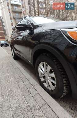 Внедорожник / Кроссовер Kia Sorento 2015 в 