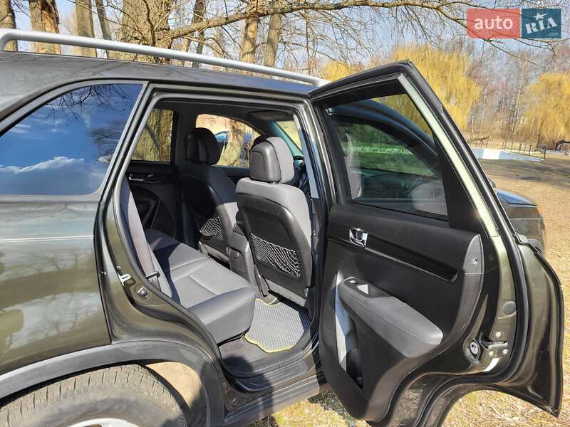 Внедорожник / Кроссовер Kia Sorento 2012 в Нежине