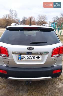 Внедорожник / Кроссовер Kia Sorento 2012 в 
