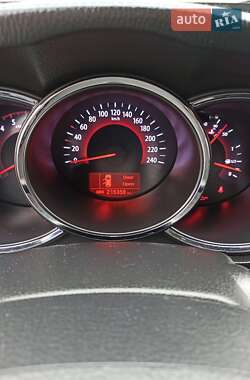 Внедорожник / Кроссовер Kia Sorento 2012 в 