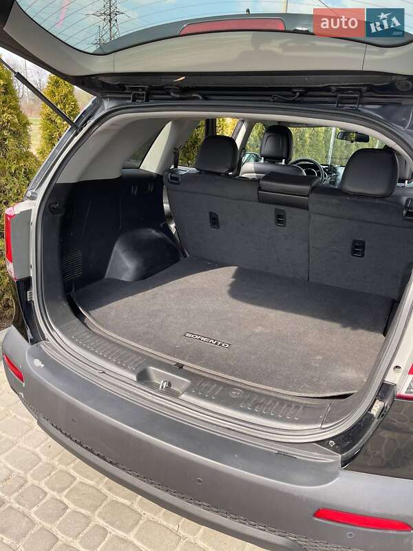 Внедорожник / Кроссовер Kia Sorento 2012 в Львове