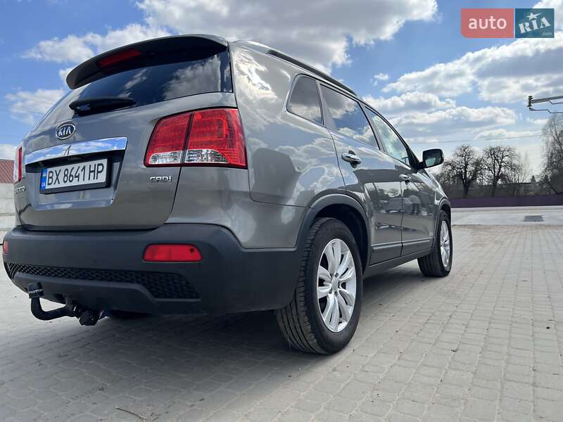 Внедорожник / Кроссовер Kia Sorento 2011 в Белогорье