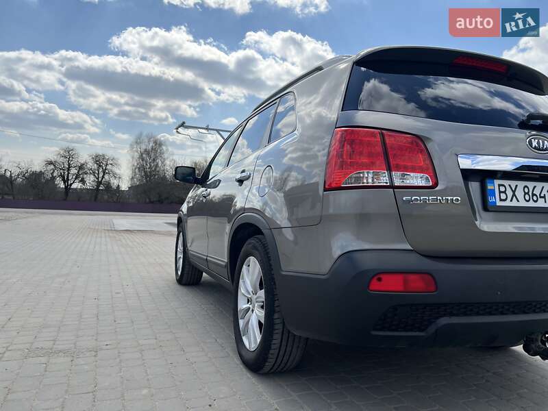 Внедорожник / Кроссовер Kia Sorento 2011 в Белогорье
