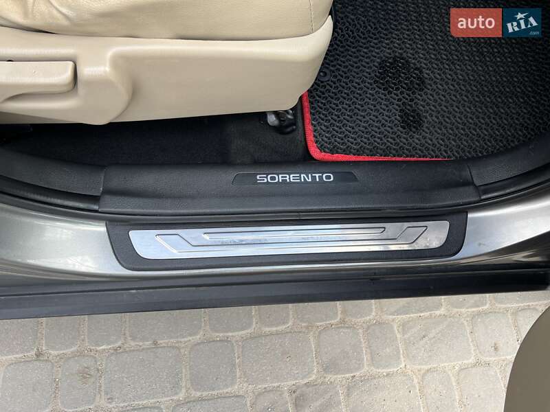 Внедорожник / Кроссовер Kia Sorento 2011 в Белогорье