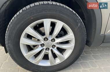 Внедорожник / Кроссовер Kia Sorento 2011 в 