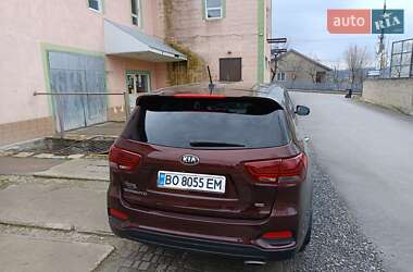 Внедорожник / Кроссовер Kia Sorento 2018 в 