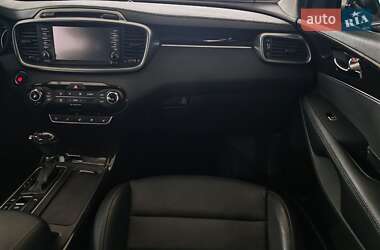 Внедорожник / Кроссовер Kia Sorento 2015 в 