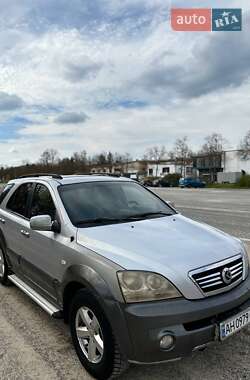 Внедорожник / Кроссовер Kia Sorento 2004 в 