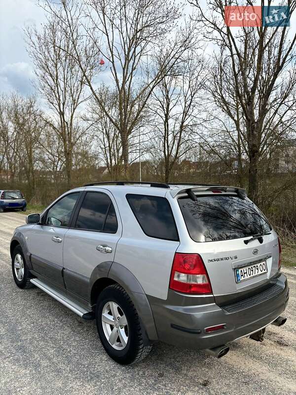Позашляховик / Кросовер Kia Sorento 2004 в Кременчуці