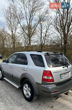 Внедорожник / Кроссовер Kia Sorento 2004 в 