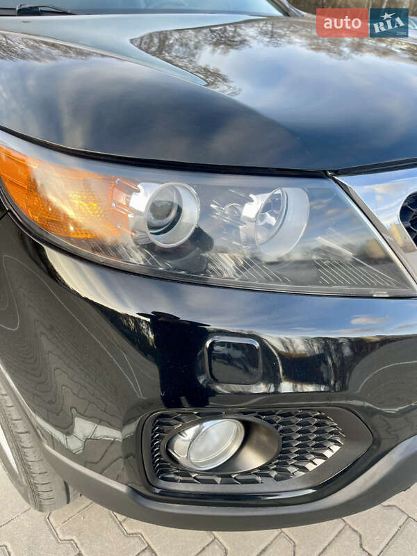 Позашляховик / Кросовер Kia Sorento 2011 в Чернігові