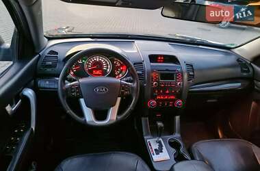 Внедорожник / Кроссовер Kia Sorento 2010 в 