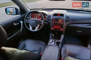 Внедорожник / Кроссовер Kia Sorento 2010 в 
