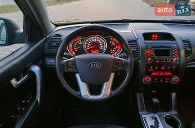 Внедорожник / Кроссовер Kia Sorento 2010 в 