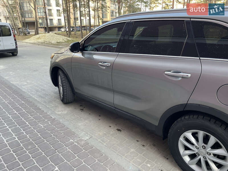 Внедорожник / Кроссовер Kia Sorento 2016 в Львове