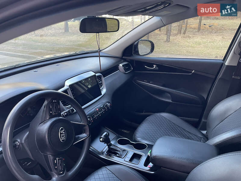 Внедорожник / Кроссовер Kia Sorento 2016 в Львове