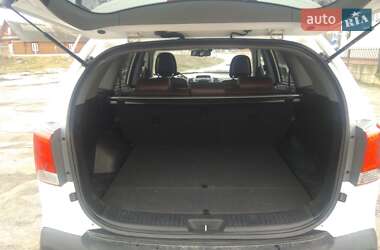 Внедорожник / Кроссовер Kia Sorento 2011 в 