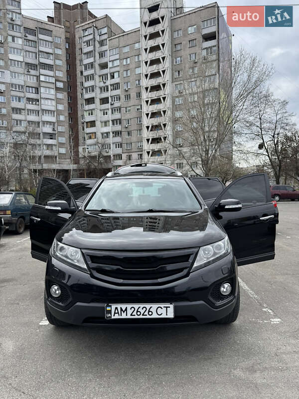 Внедорожник / Кроссовер Kia Sorento 2010 в Овруче