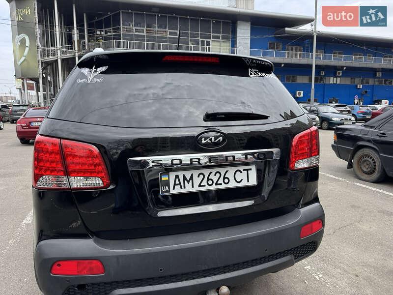 Внедорожник / Кроссовер Kia Sorento 2010 в Овруче