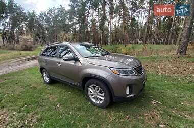 Позашляховик / Кросовер Kia Sorento 2014 в 