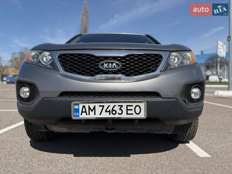 Позашляховик / Кросовер Kia Sorento 2012 в Житомирі