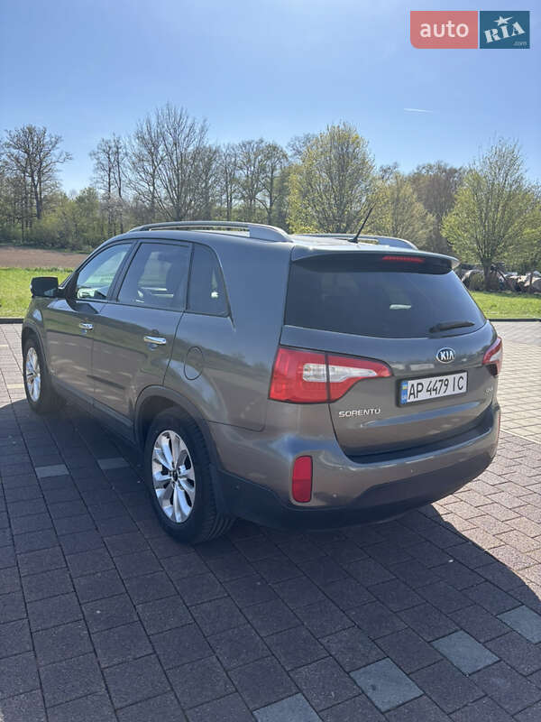 Позашляховик / Кросовер Kia Sorento 2014 в Івано-Франківську