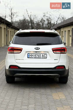 Внедорожник / Кроссовер Kia Sorento 2016 в 