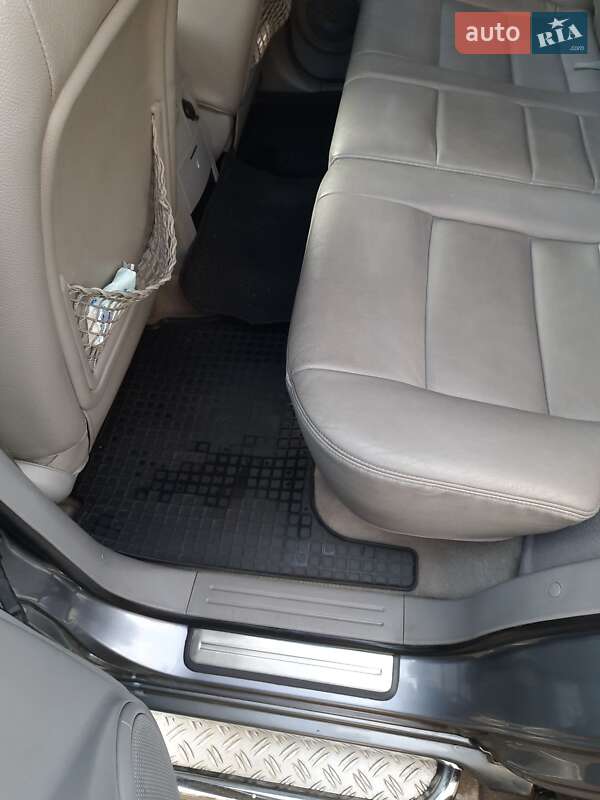 Внедорожник / Кроссовер Kia Sorento 2005 в Киеве