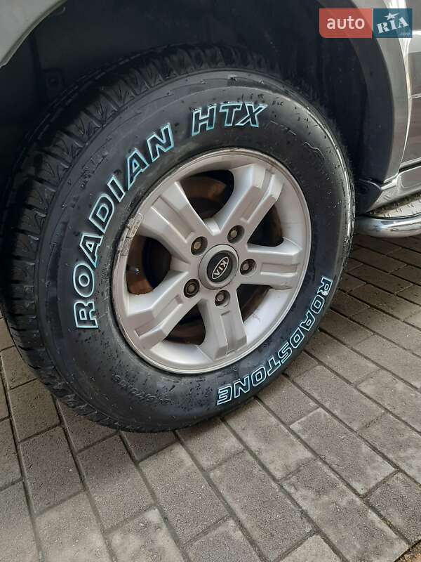 Внедорожник / Кроссовер Kia Sorento 2005 в Киеве