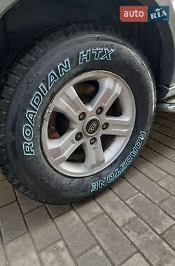 Внедорожник / Кроссовер Kia Sorento 2005 в 