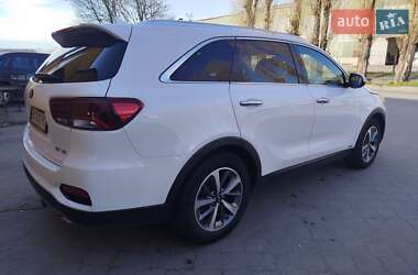 Позашляховик / Кросовер Kia Sorento 2018 в 