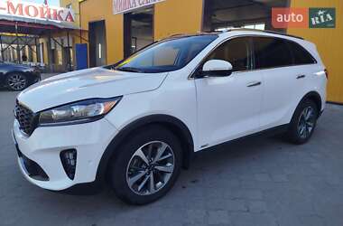 Позашляховик / Кросовер Kia Sorento 2018 в 