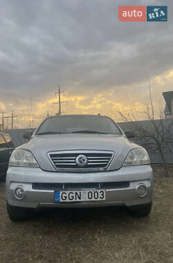 Внедорожник / Кроссовер Kia Sorento 2003 в 