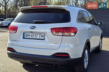 Внедорожник / Кроссовер Kia Sorento 2016 в 