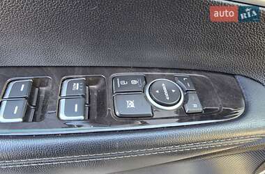 Внедорожник / Кроссовер Kia Sorento 2016 в 