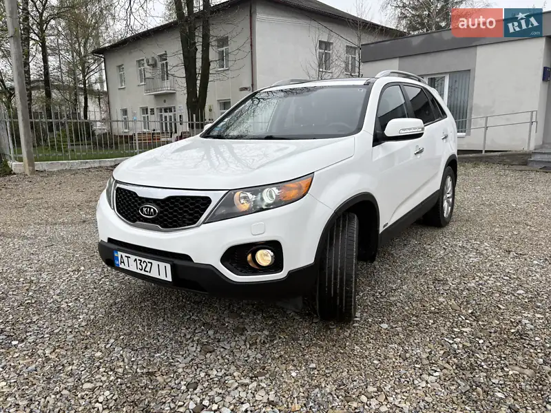 Внедорожник / Кроссовер Kia Sorento 2011 в 