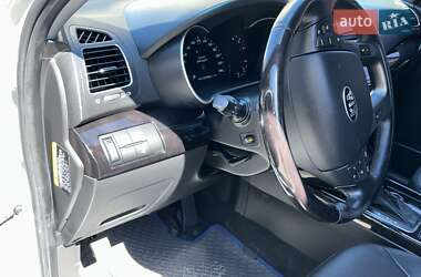 Позашляховик / Кросовер Kia Sorento 2012 в 